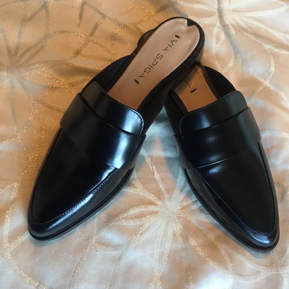 Via Spiga ‘Lauryn’ pointy black mules size 8 M